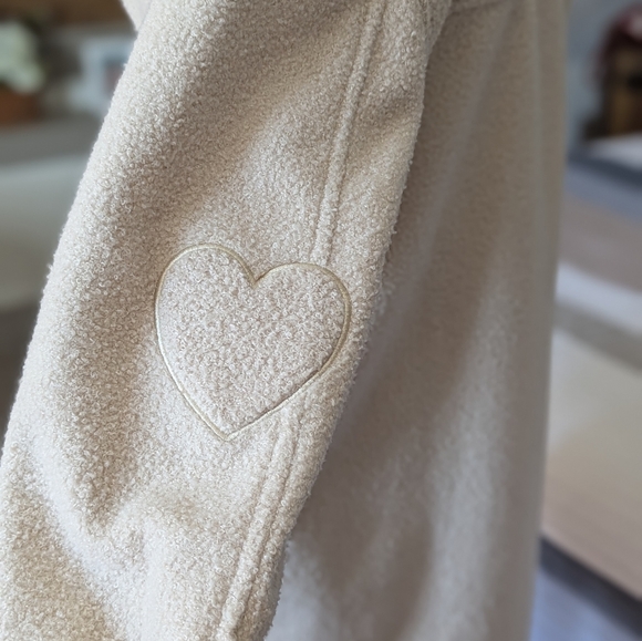 Jackson Rowe x Jillian Harris Shacket - Picture 6 of 10